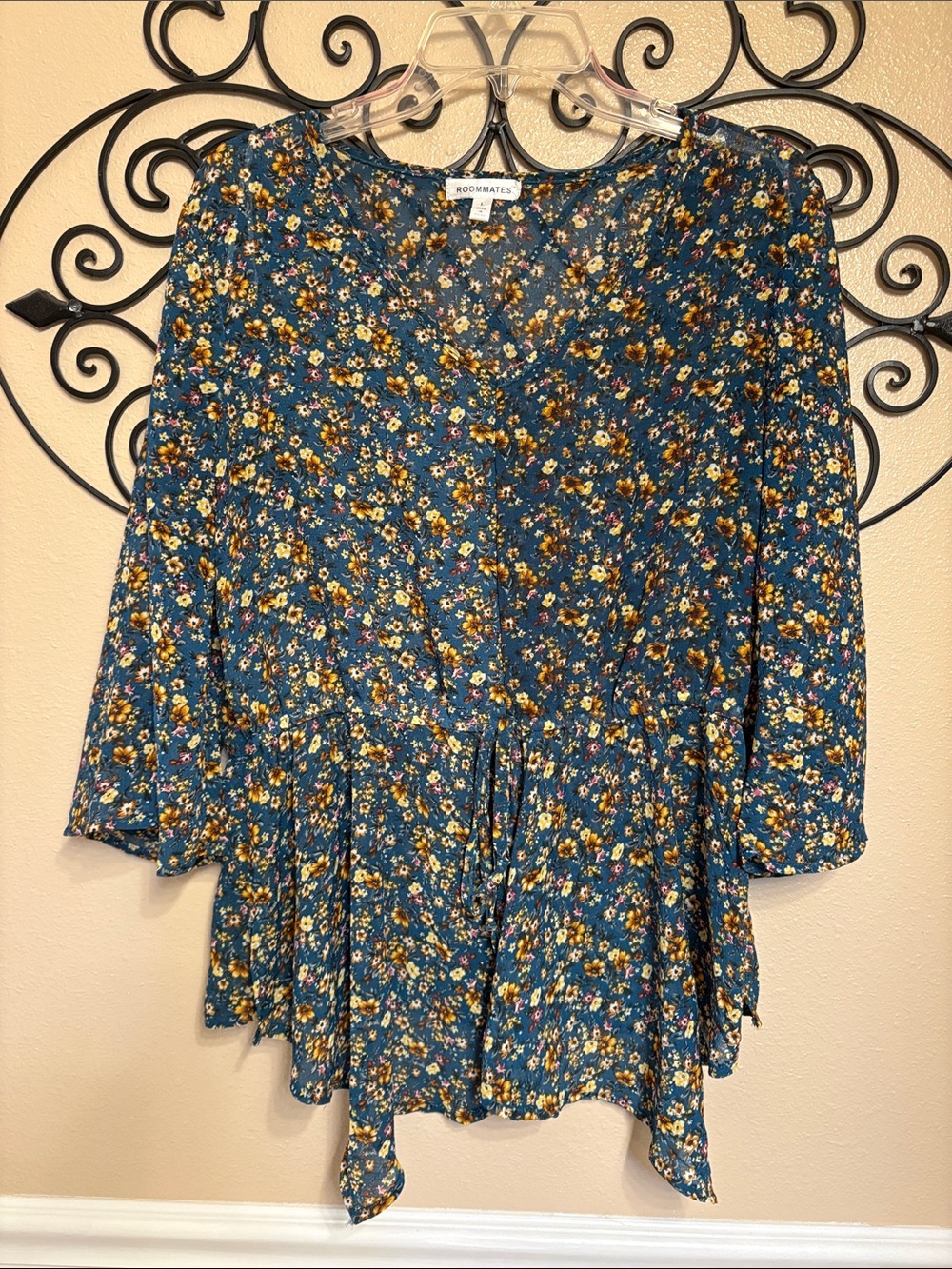 Roommates Blue Floral Peplum Tunic